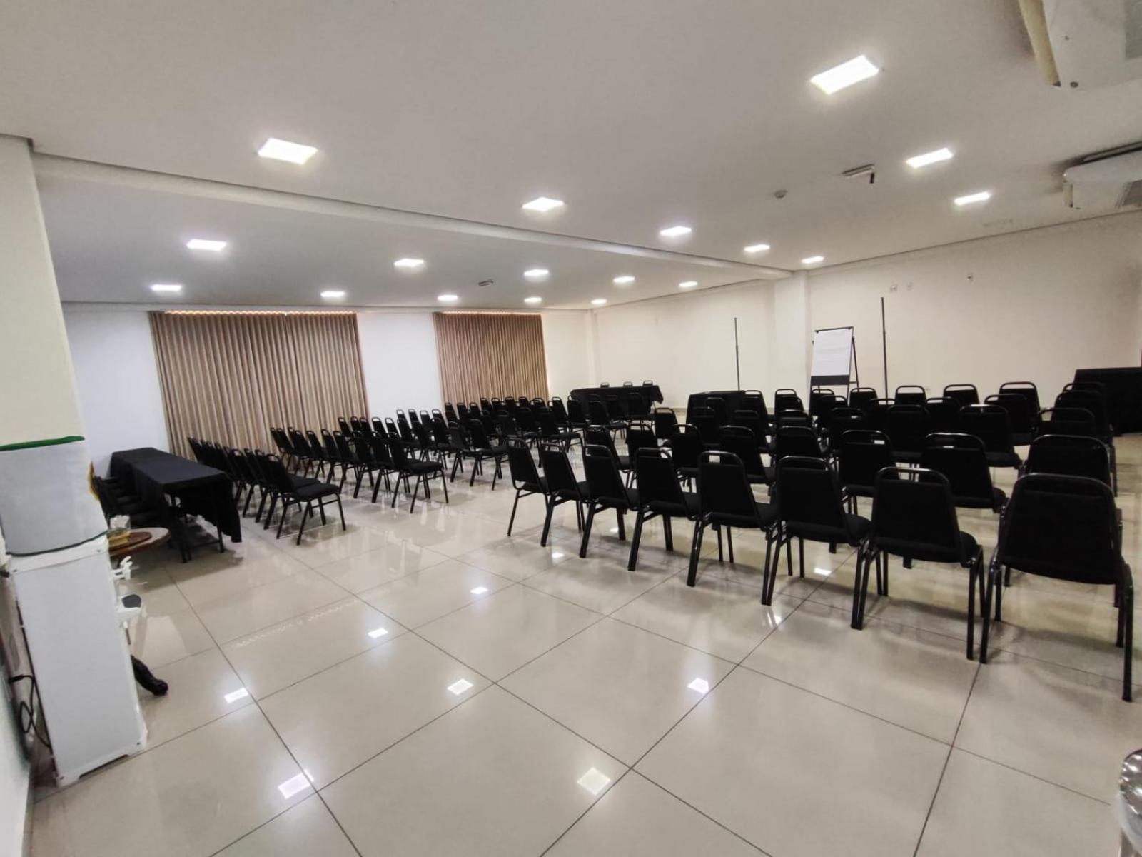 Ipe Center Hotel Сан-Жозе-ду-Ріу-Прету Екстер'єр фото