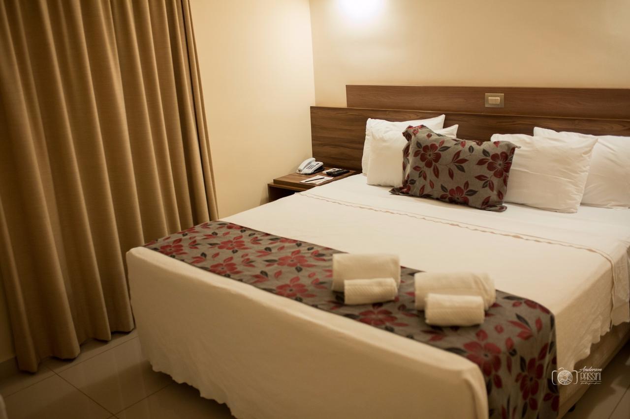 Ipe Center Hotel Сан-Жозе-ду-Ріу-Прету Екстер'єр фото